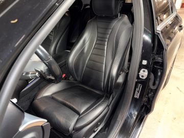 Mercedes E 200 - 11