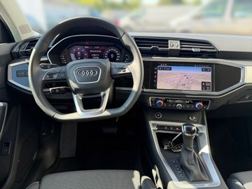 Audi Q3 - 10