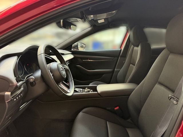 Mazda 3 2.5L e-SKYACTIV G 140ps Homura