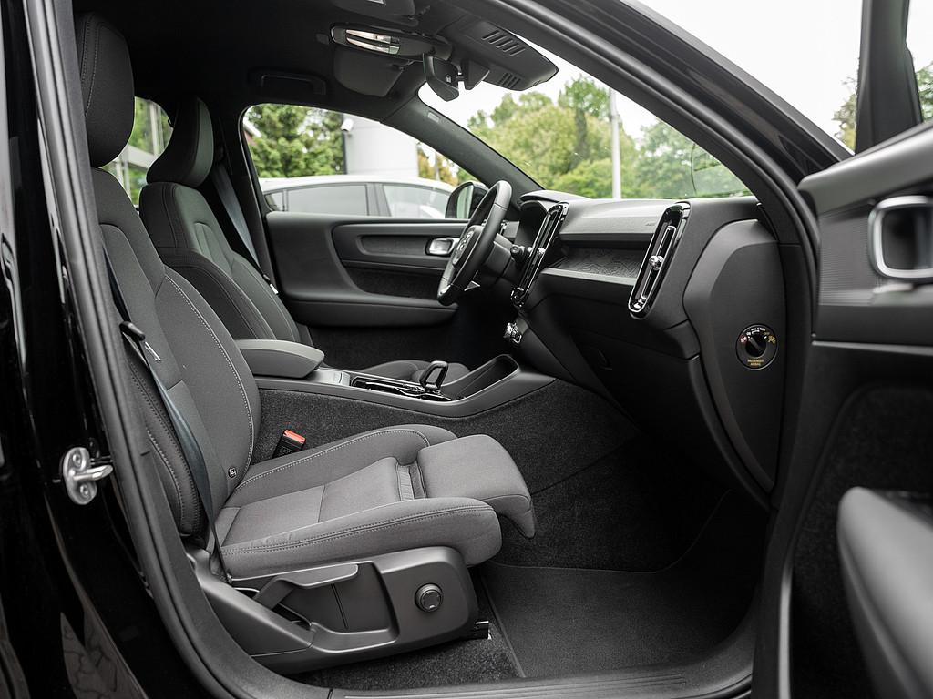 Volvo XC40 Plus Recharge W-LAN ACC FACEL. STANDHZ LED