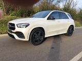 Mercedes-Benz GLE 450 4MATIC - AMG Packet -Vollauslastung  - weiße Mercedes-Benz GLE 450