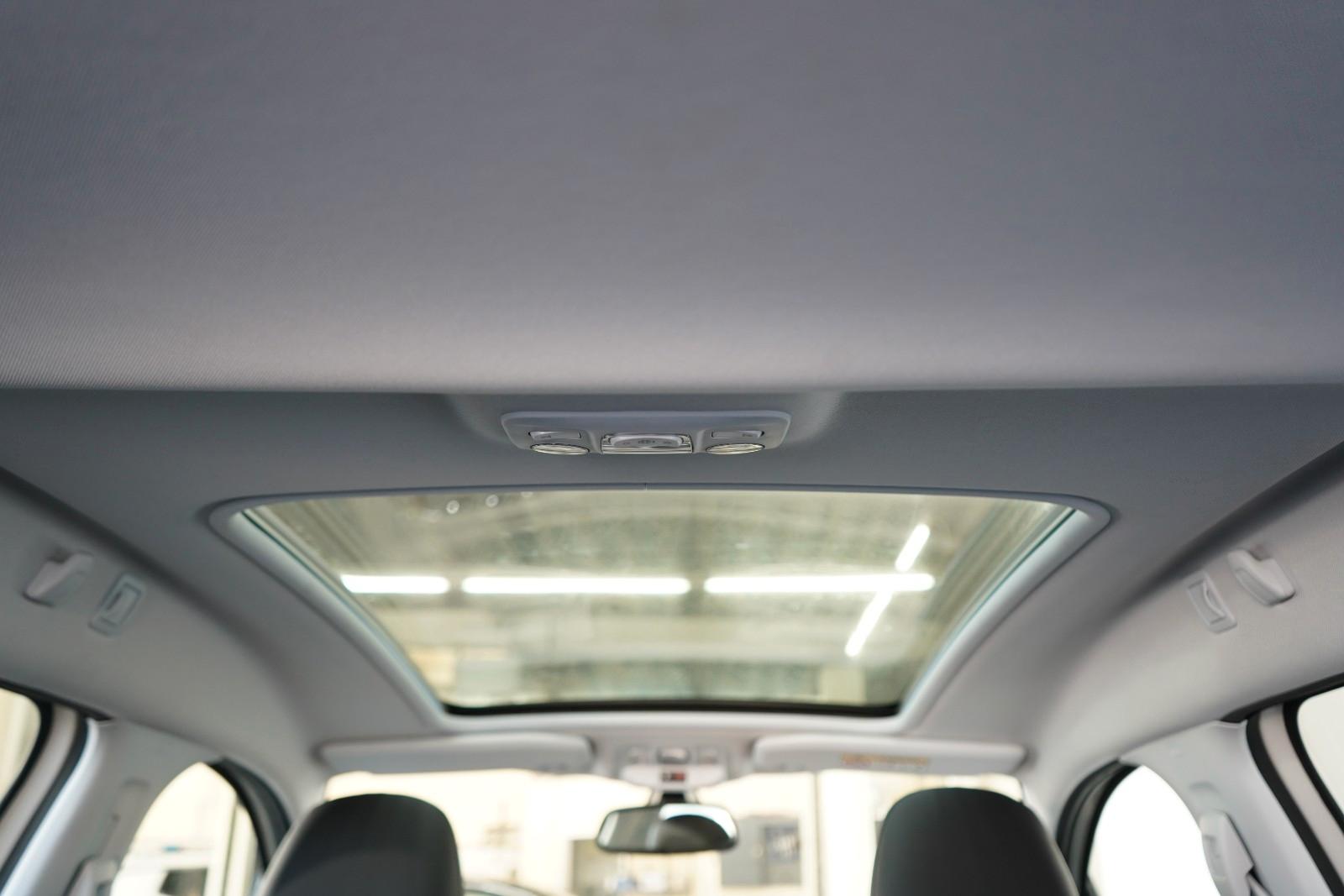 Peugeot 2008 Allure GT-LINE*Pano*Navi*Kam*18 Z.*Automat.