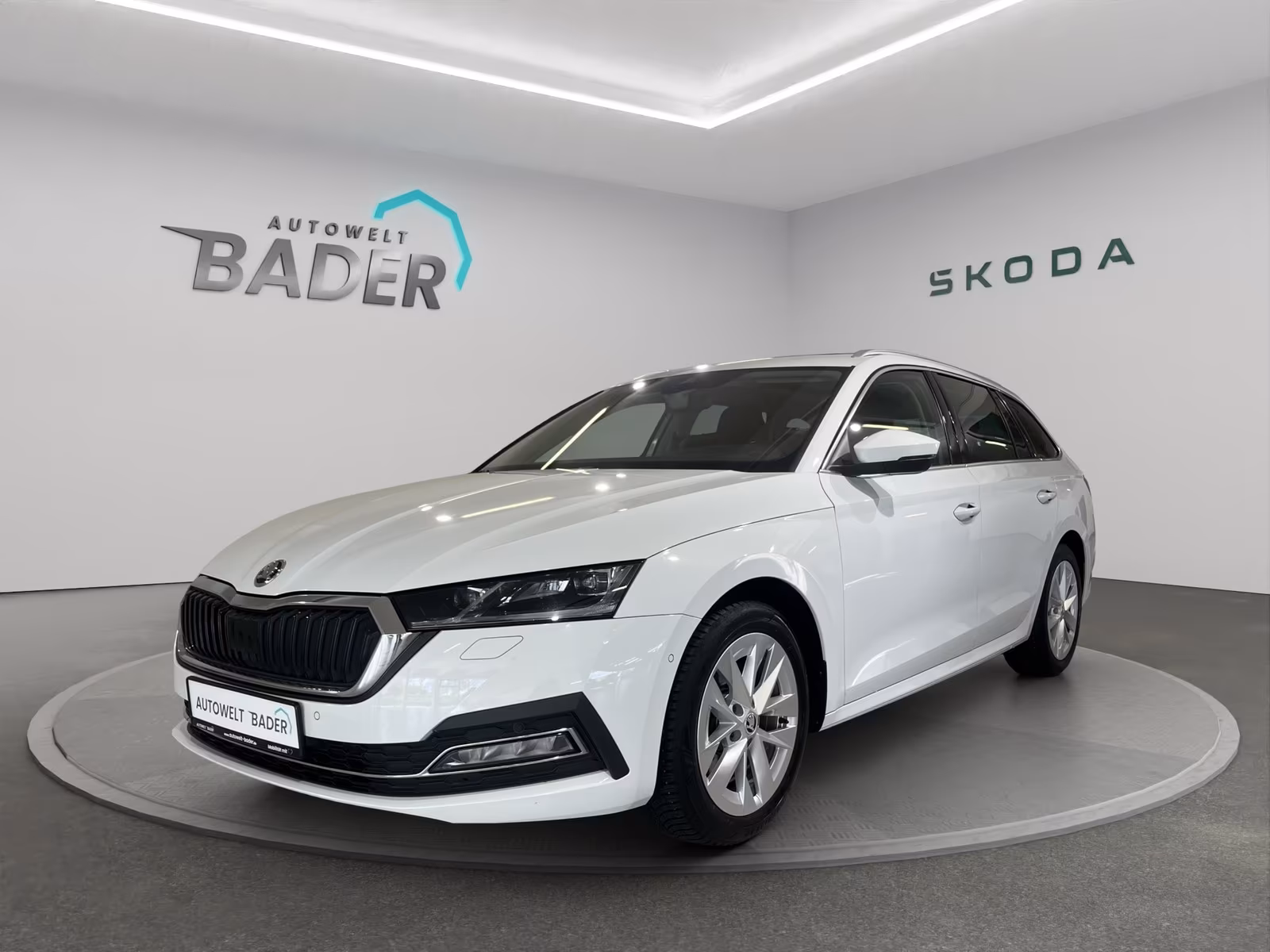 Skoda Octavia Combi Style 2.0 TDI 4x4 Pano Matrix HUD 