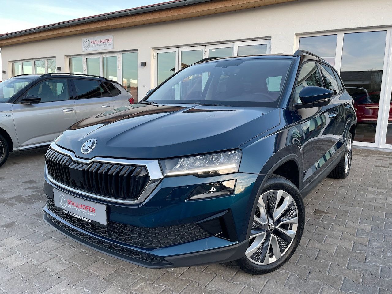 SKODA Karoq Style VarioFlex LED AHK 4xSHZ 3-ZonenKlima