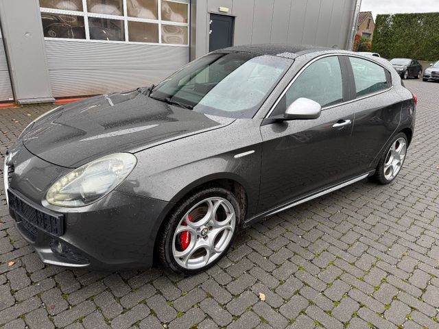 Alfa Romeo Giulietta Turismo Leder Klima Navi Panorama Alus