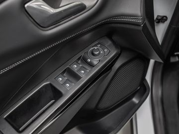 Ford Puma 1.0 Titanium Assistentpaket Kamera LED