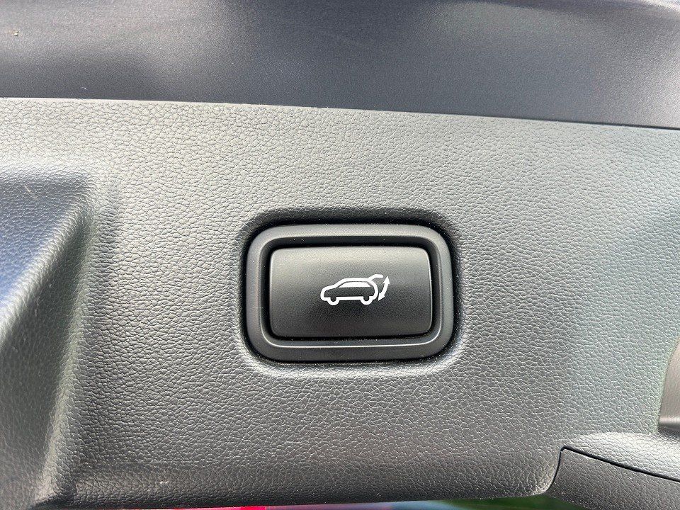 Fahrzeugabbildung Hyundai TUCSON PHEV 1.6T 6AT 4WD TREND 1HD GARANTIE07/27