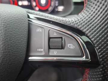 Skoda Kamiq 1.0 TSI Monte Carlo °LED°SHZ°PGD°PDC°AAC°