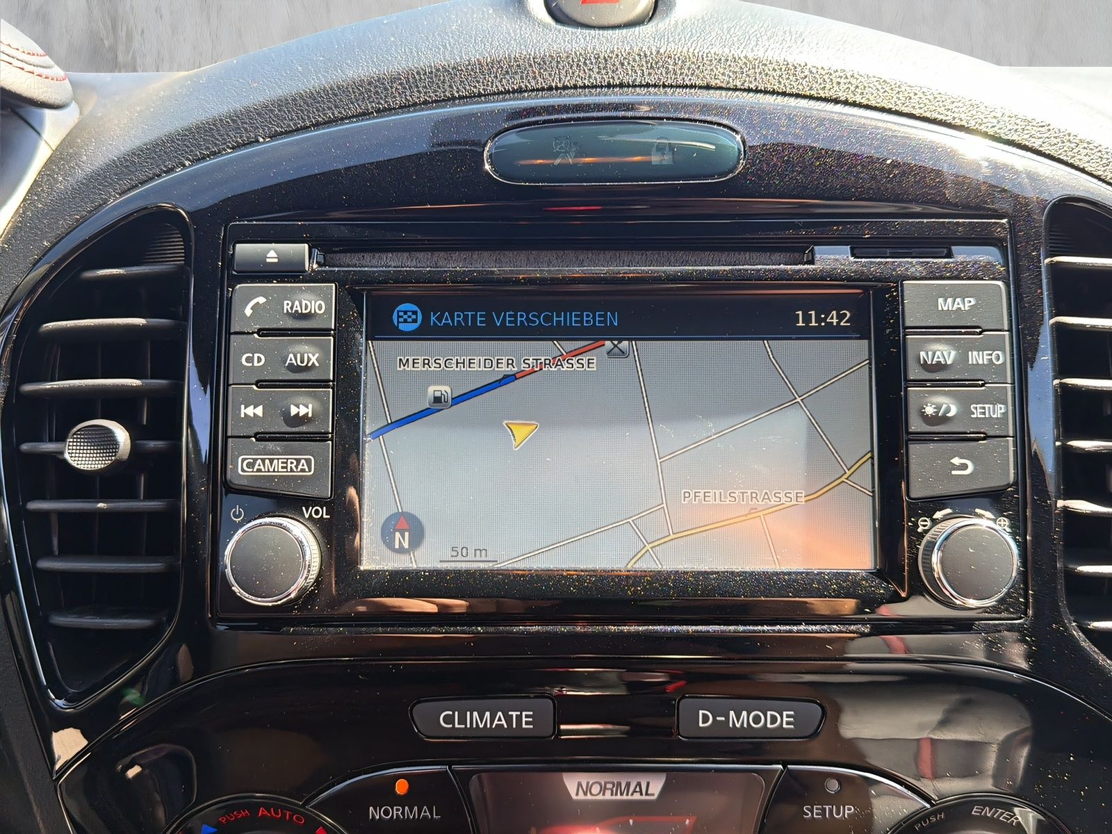 Fahrzeugabbildung Nissan Juke 1.2 16V TEKNA LEDER 360° KAMERA DAB NAVI