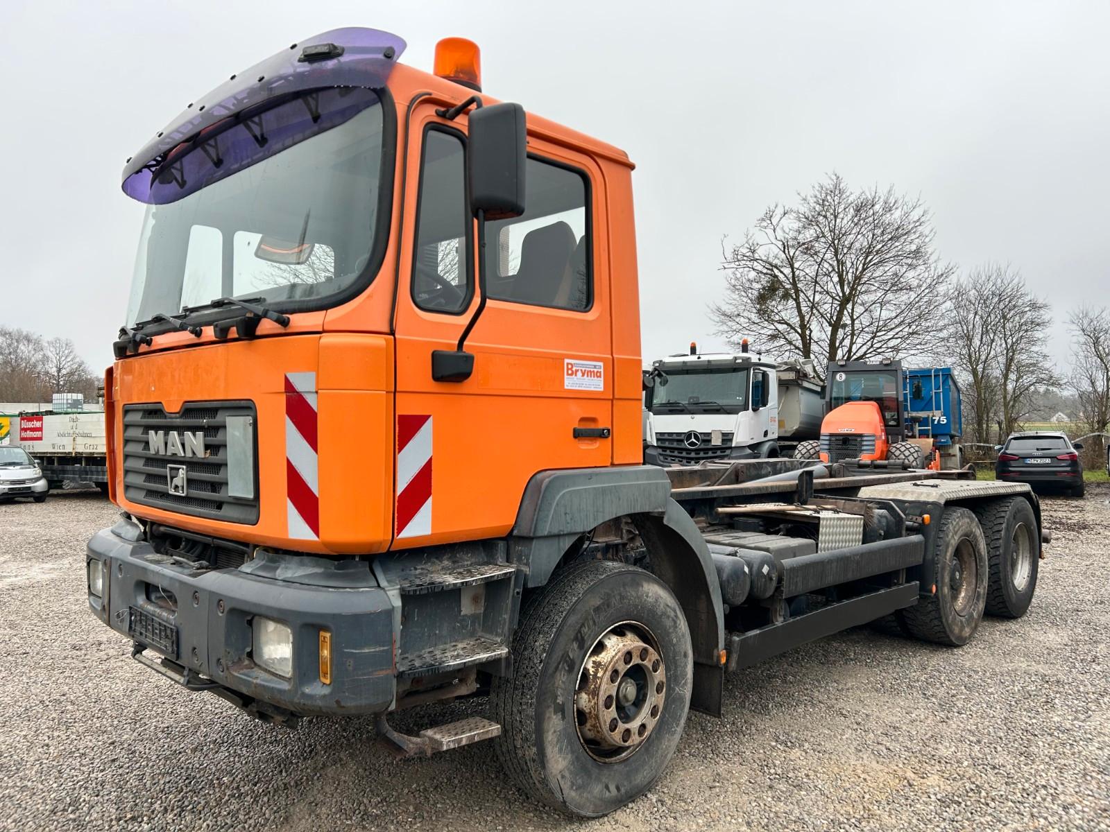 MAN 26.346 Abrollkipper / 6x4