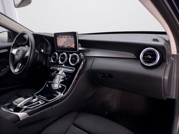 Mercedes C 200 - 11
