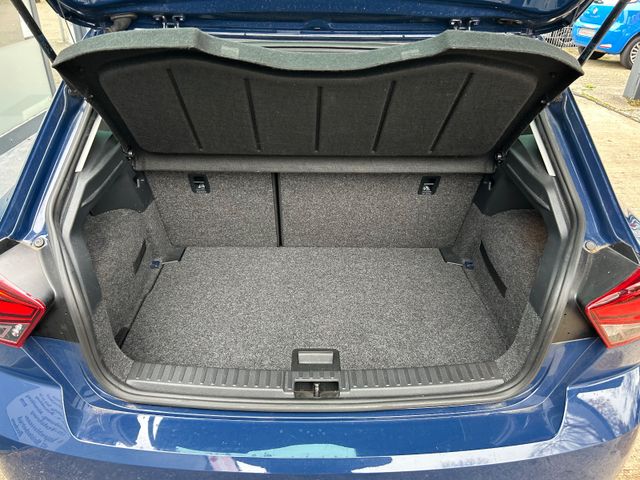 Fahrzeugabbildung Seat Ibiza Style+AllwetterLM+NaviZB+BT+SHZ+PDC+LED