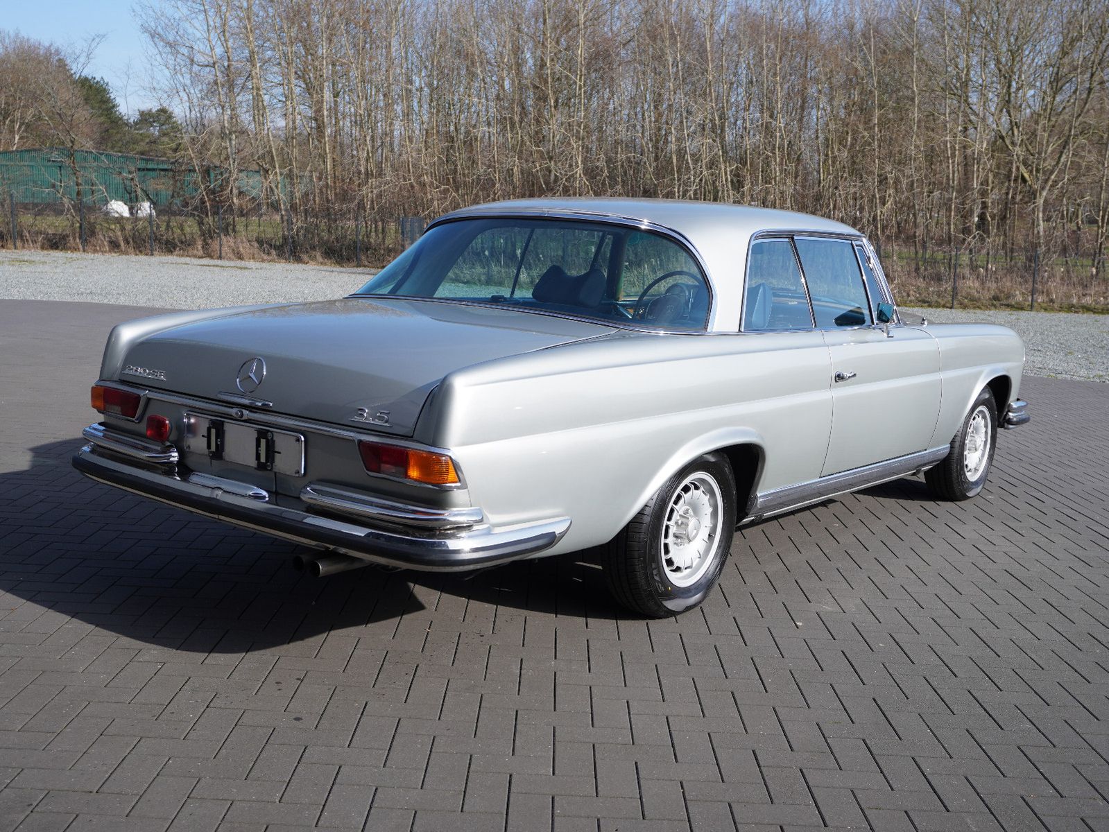 Fahrzeugabbildung Mercedes-Benz 280 SE 3,5 Coupe  W 111