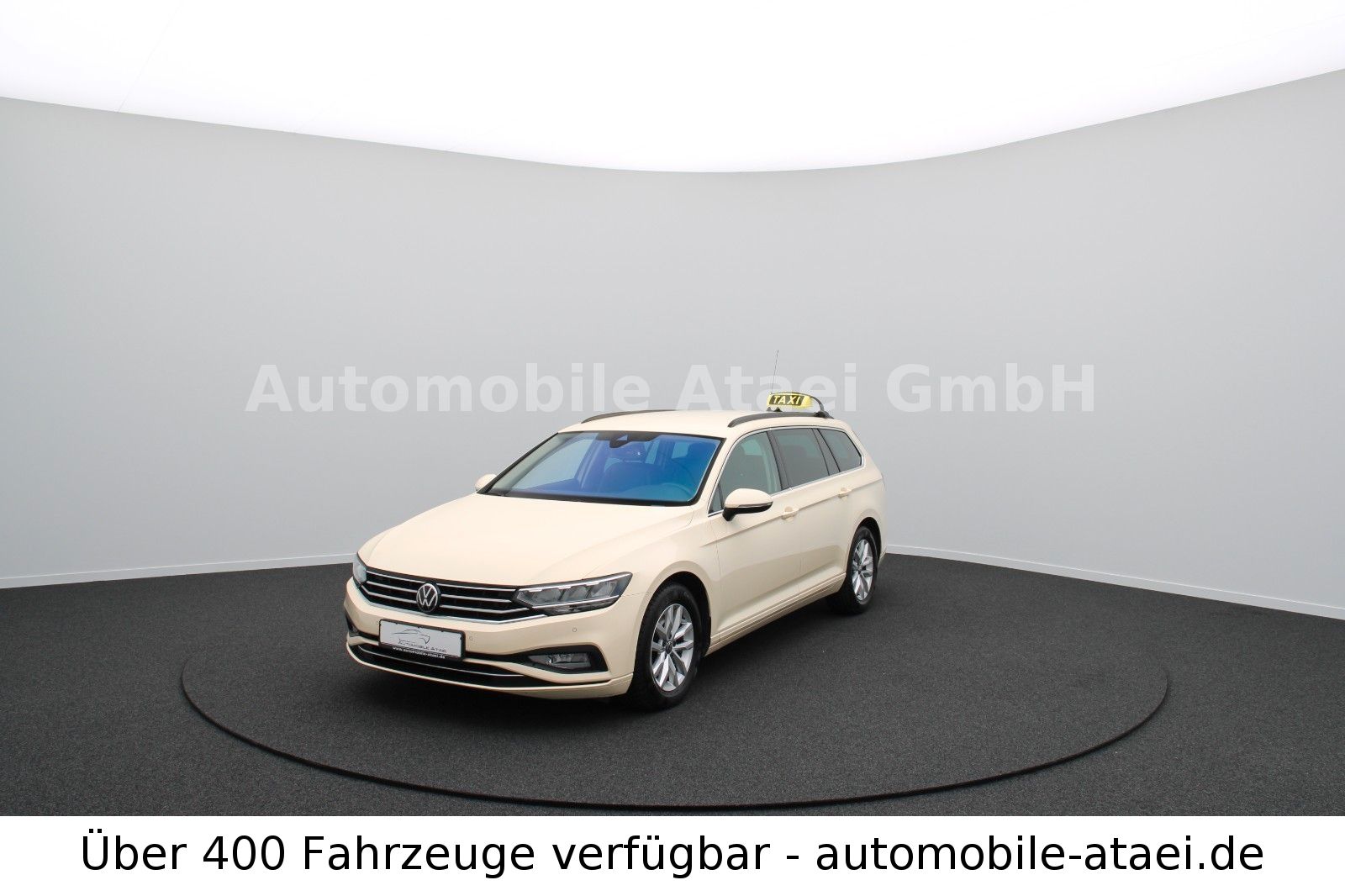 Fahrzeugabbildung Volkswagen Passat Variant Business *Taxi* TAXAMETER (7908)