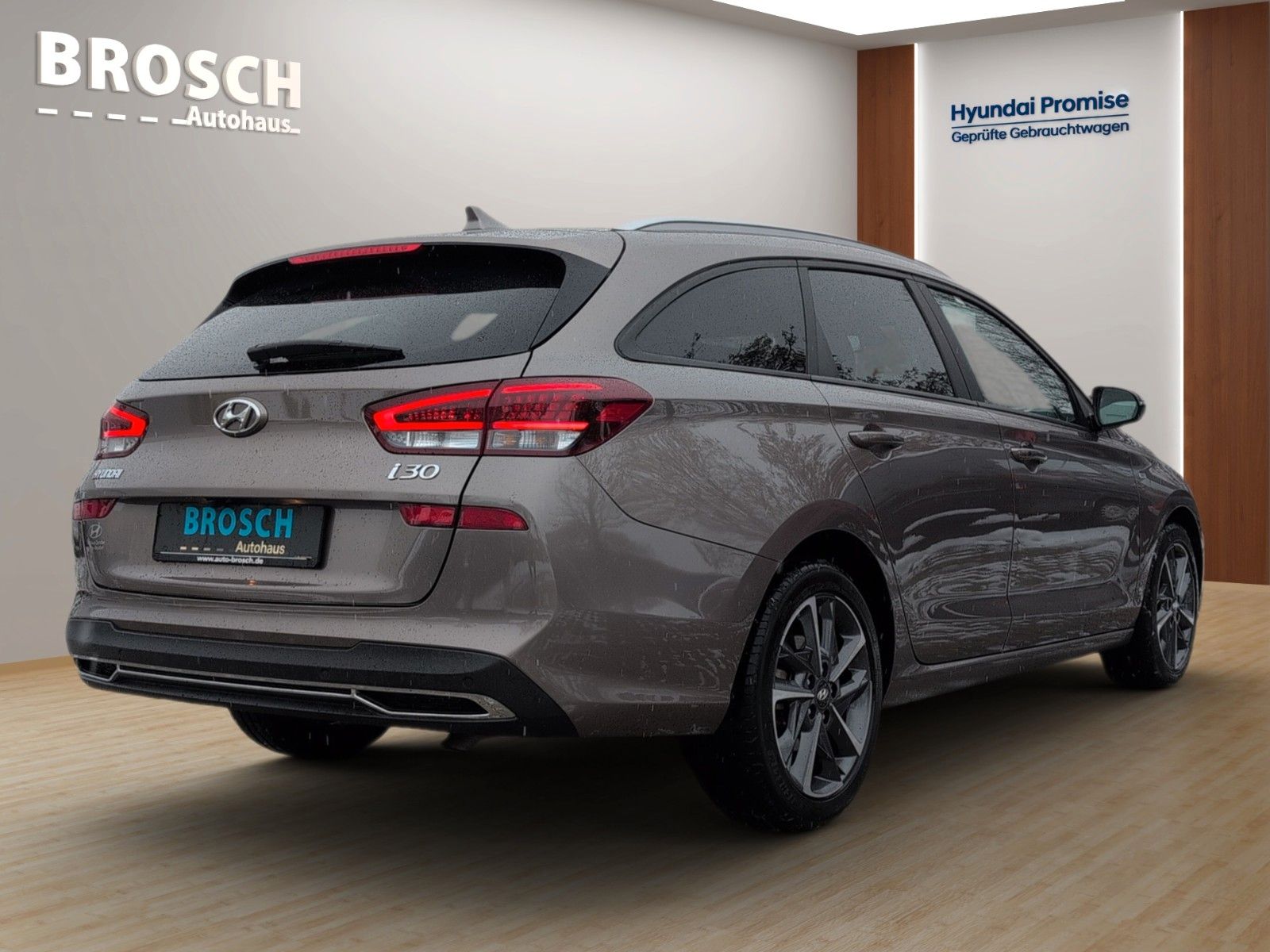 Fahrzeugabbildung Hyundai i30 KOMBI 1.5T 7DCT EDITION 30+ GARANTIE9/28 1HD