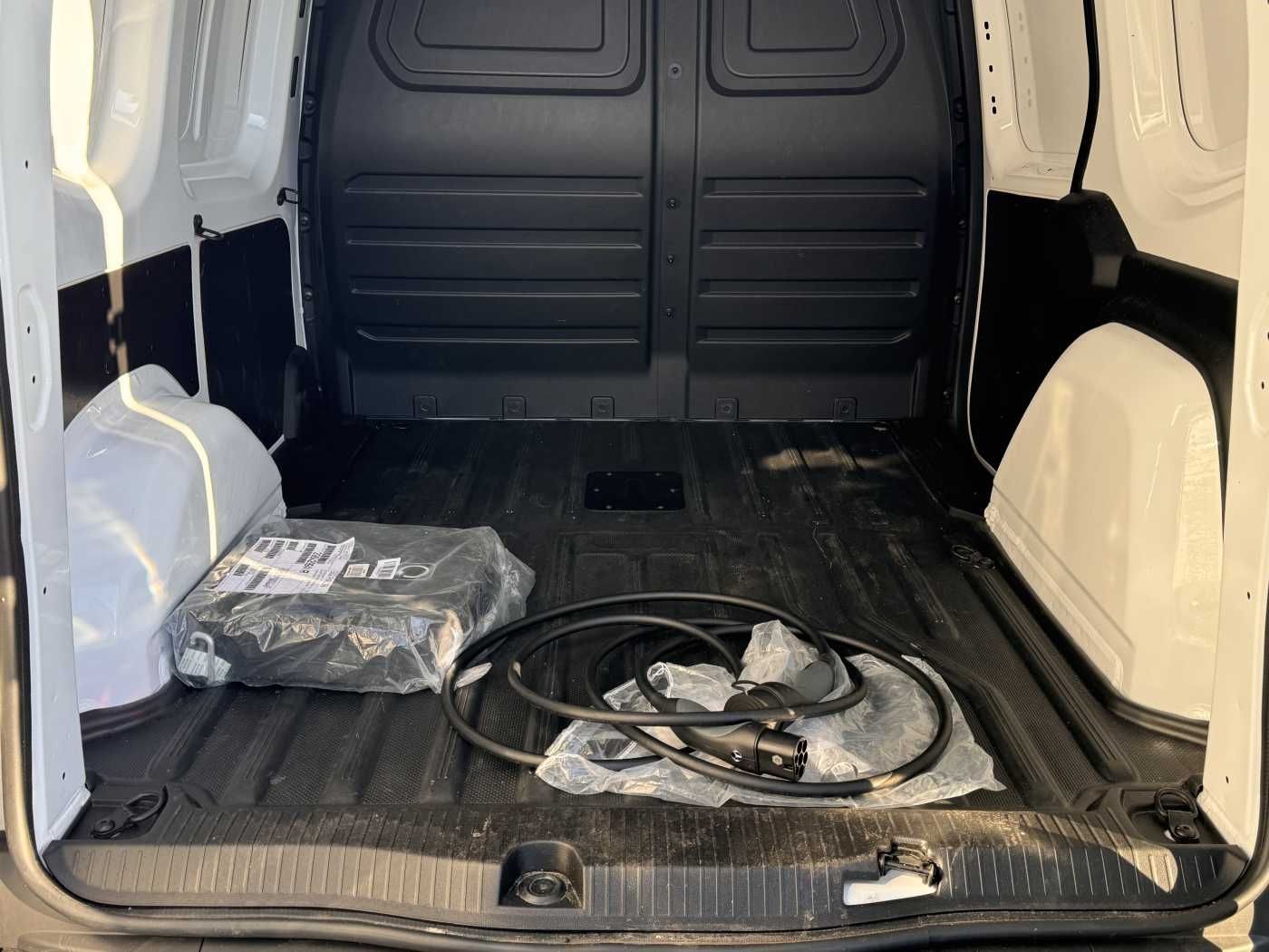 Fahrzeugabbildung Mercedes-Benz eCitan Klima Park-Paket