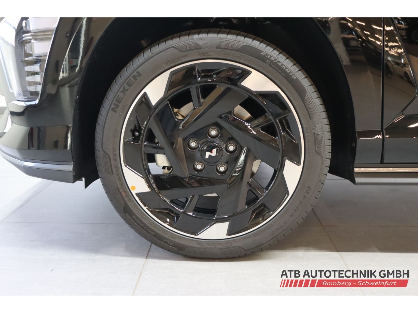 Fahrzeugabbildung Hyundai KONA Elektro MY25 N-Line 65,4kWh 218PS 2WD el. H