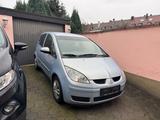 Mitsubishi Colt CZ3 Lim. 5-trg. 1.1 Inform 1 hand tüv neu - gebrauchte Mitsubishi Colt aus dem Jahr 2005