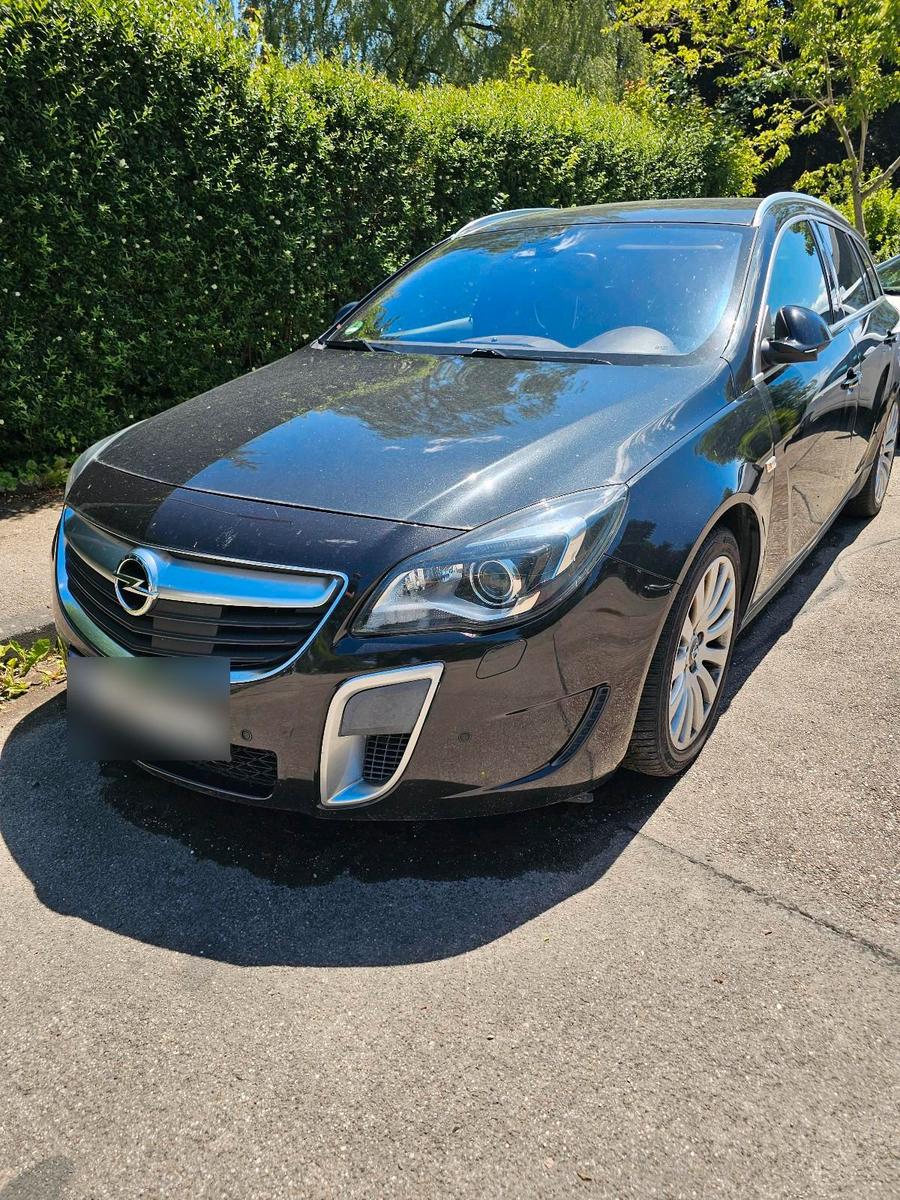 Opel Insignia 2014 — rear view