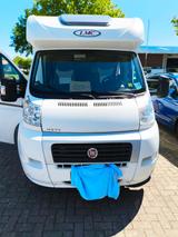 LMC BREEZER* NEU TÜV*AU*GAS_AHK*SOLAR*VOLLAUSSTATG! - Offers matching your search criteria