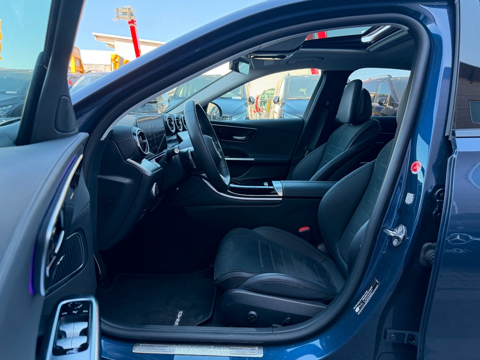 Fahrzeugabbildung Mercedes-Benz C 220d AMG+AHK+ESD+Night+TotW+RKamera