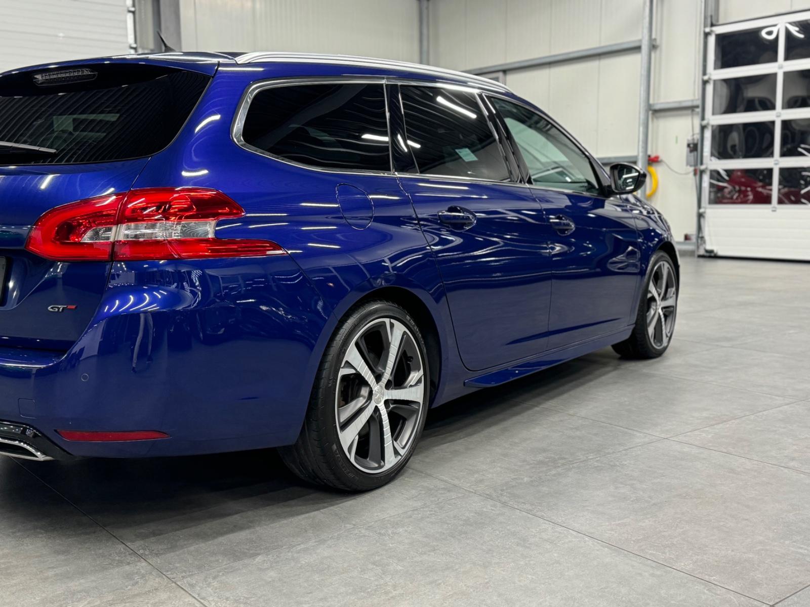 Peugeot 308 SW GT Navi SHZ Massage Pano LED AHK
