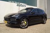 Porsche Cayenne 3.0 E-Hybrid automatik -PANO-LEER-CHRONO - Auto gebraucht