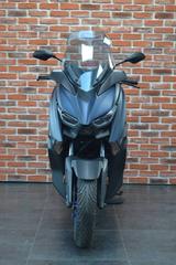 Yamaha X-Max 125 - YAMAHA ROLLER 125