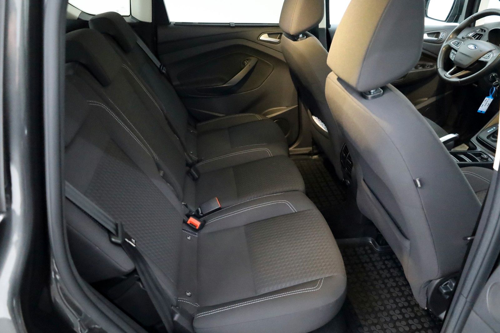 Fahrzeugabbildung Ford C-MAX Cool & Connect Navi,Kamera,SH,AHK,SR+WR