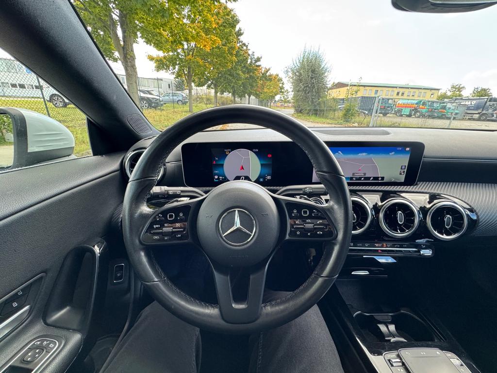 Mercedes-Benz CLA 200 Shooting Brake