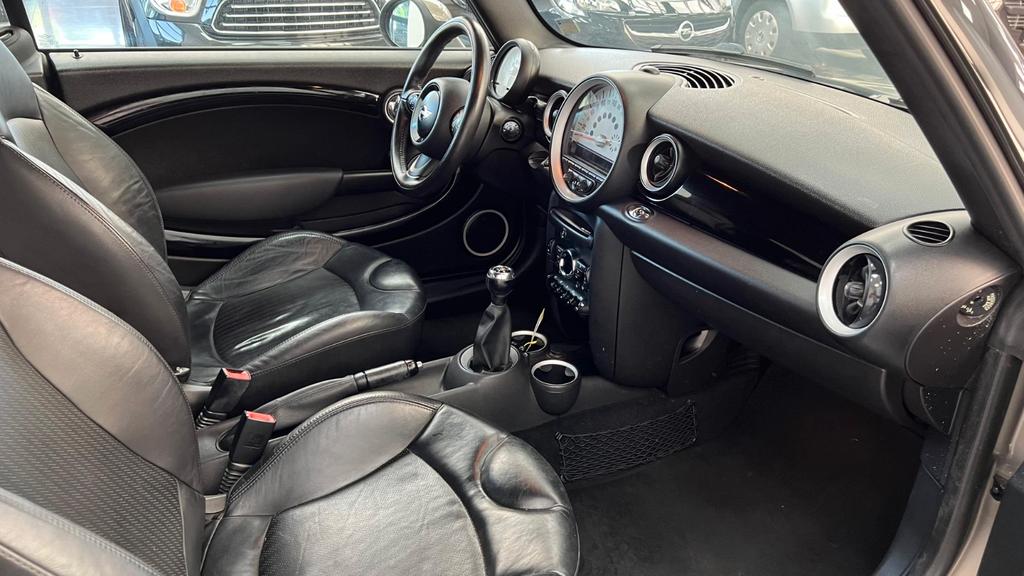 MINI Cooper D Cabrio