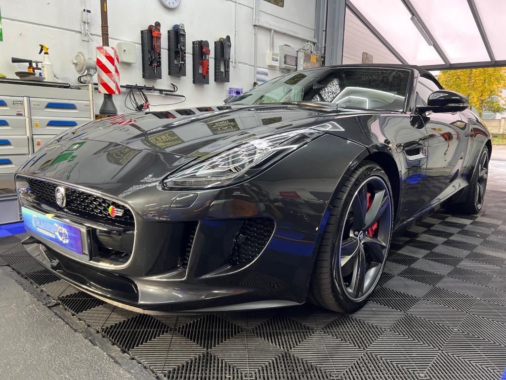 Jaguar F-Type