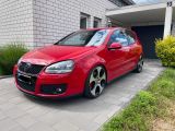 Volkswagen Golf V GTI im Topzustand wenig KM !!