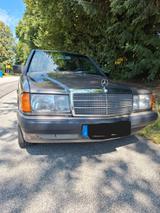 Mercedes-Benz 190 E 2.3 - Mercedes-Benz 190 aus 1989: 190e