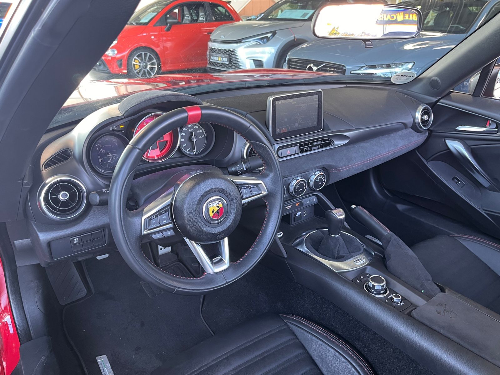 Fahrzeugabbildung Abarth 124 Spider Turismo LED BOSE NAVI