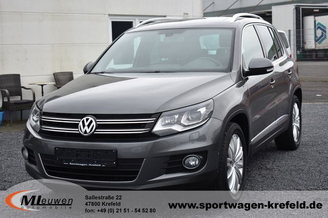 Volkswagen Tiguan Lounge *PANO*NAVI*18"ALU*PDC*CAM*AHK*