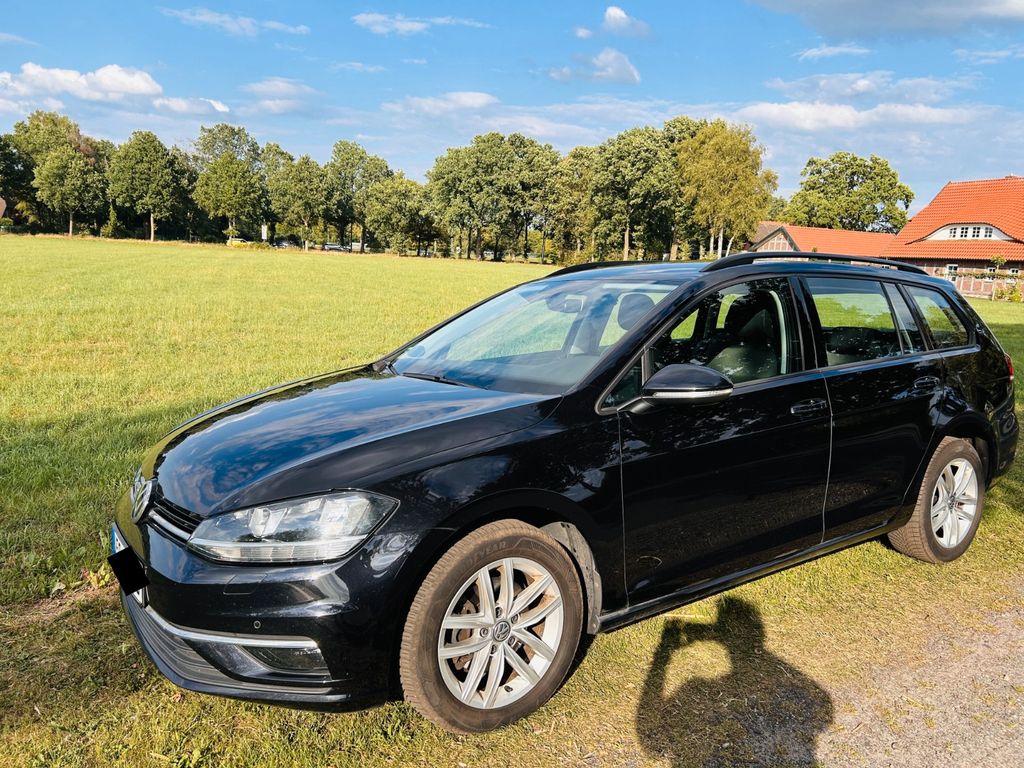 Image of Volkswagen Golf