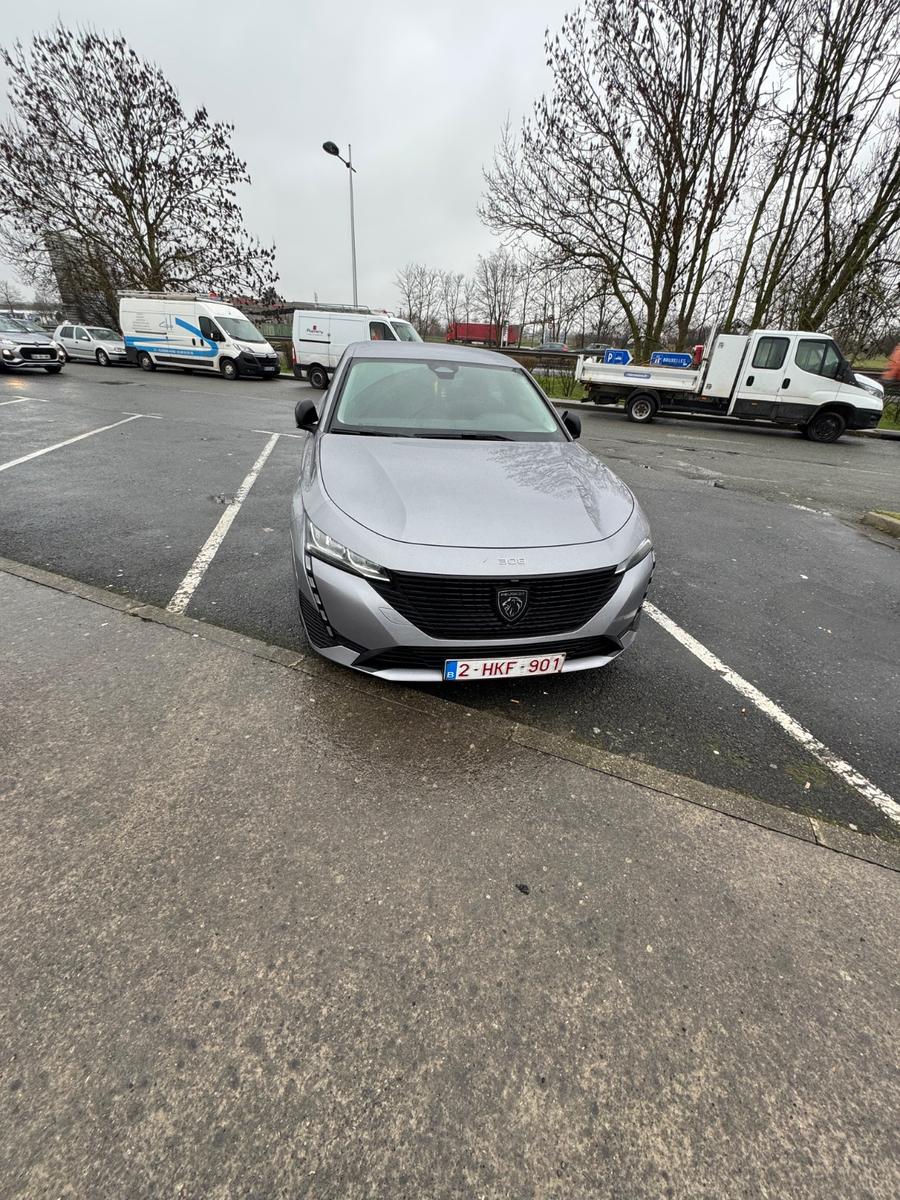 Peugeot 308 Hybrid 180 e-EAT8 Active Pack SW