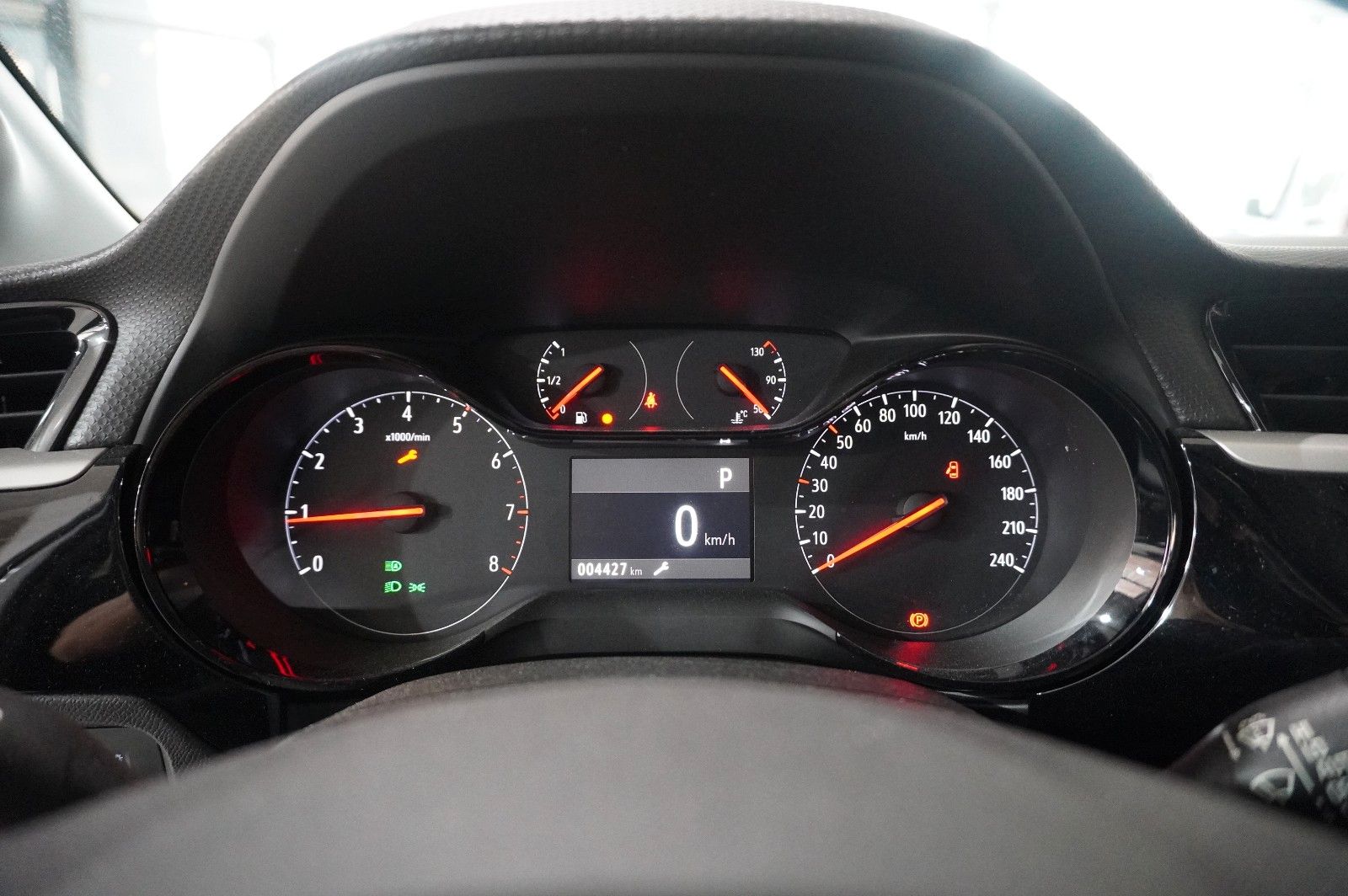Fahrzeugabbildung Opel Corsa F 1.2T EDITION AT NAVI/LED/SPORT/TEMP/DAB+