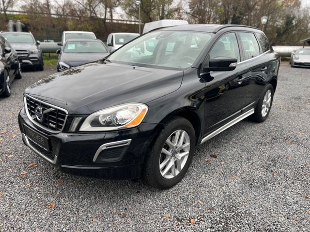 Volvo XC60 R-Design AWD+LEDER+NAVI+AUTOM+STAND+PANO