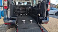 Ford GrandTourneo Connect Titanium Behindertengerecht