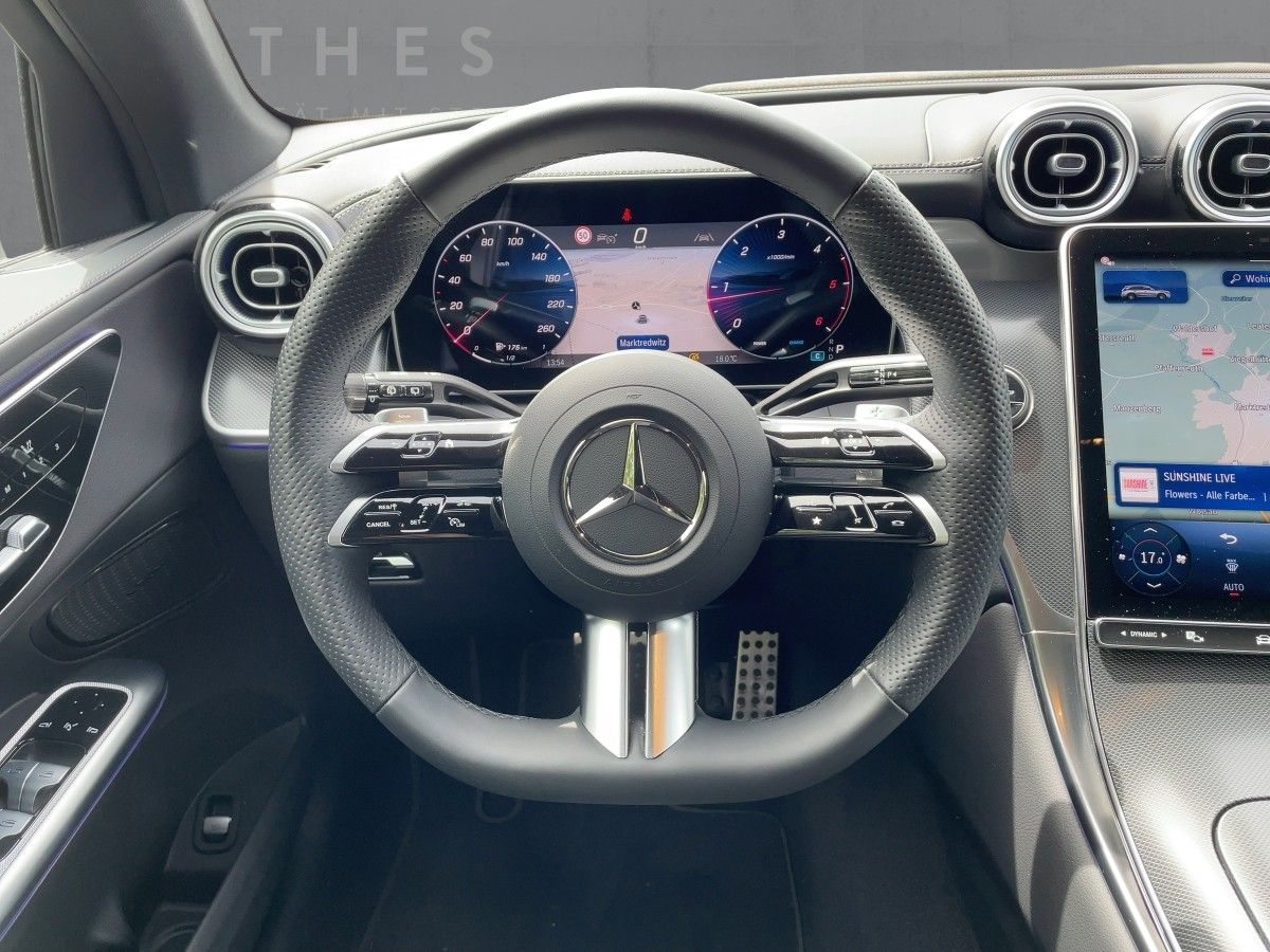 Fahrzeugabbildung Mercedes-Benz GLC 220 d 4M AMG/Night/Kamera/Pano/AHK