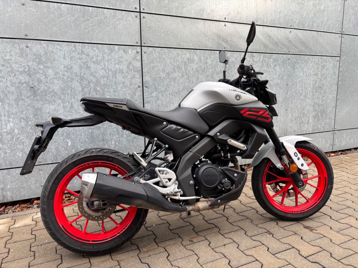 Fahrzeugabbildung Yamaha MT 125 Griffheizung