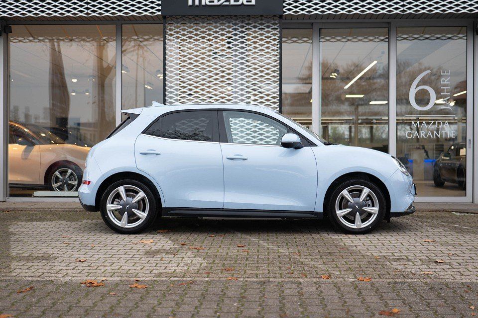 Fahrzeugabbildung GWM ORA 03 400 PRO mit Wärmepumpen-Funktion