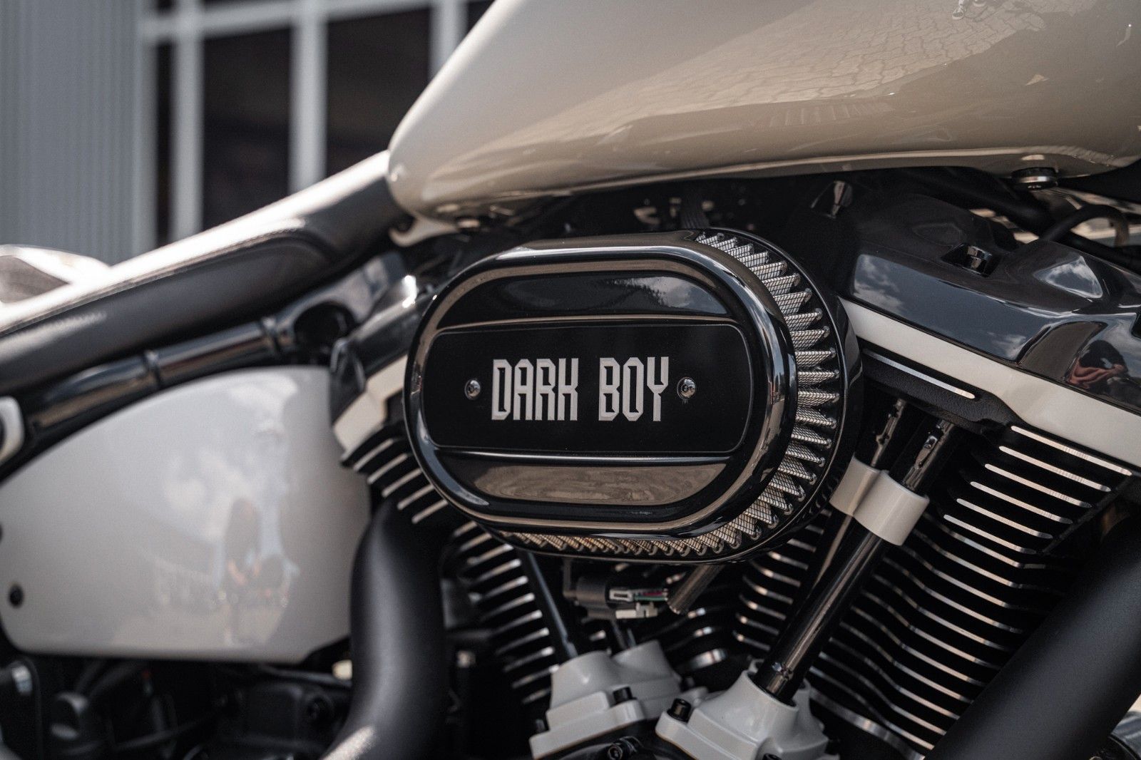 Fahrzeugabbildung Harley-Davidson DARK FAT BOY FLFBS 114 MY24 -JEKILL&HYDE-