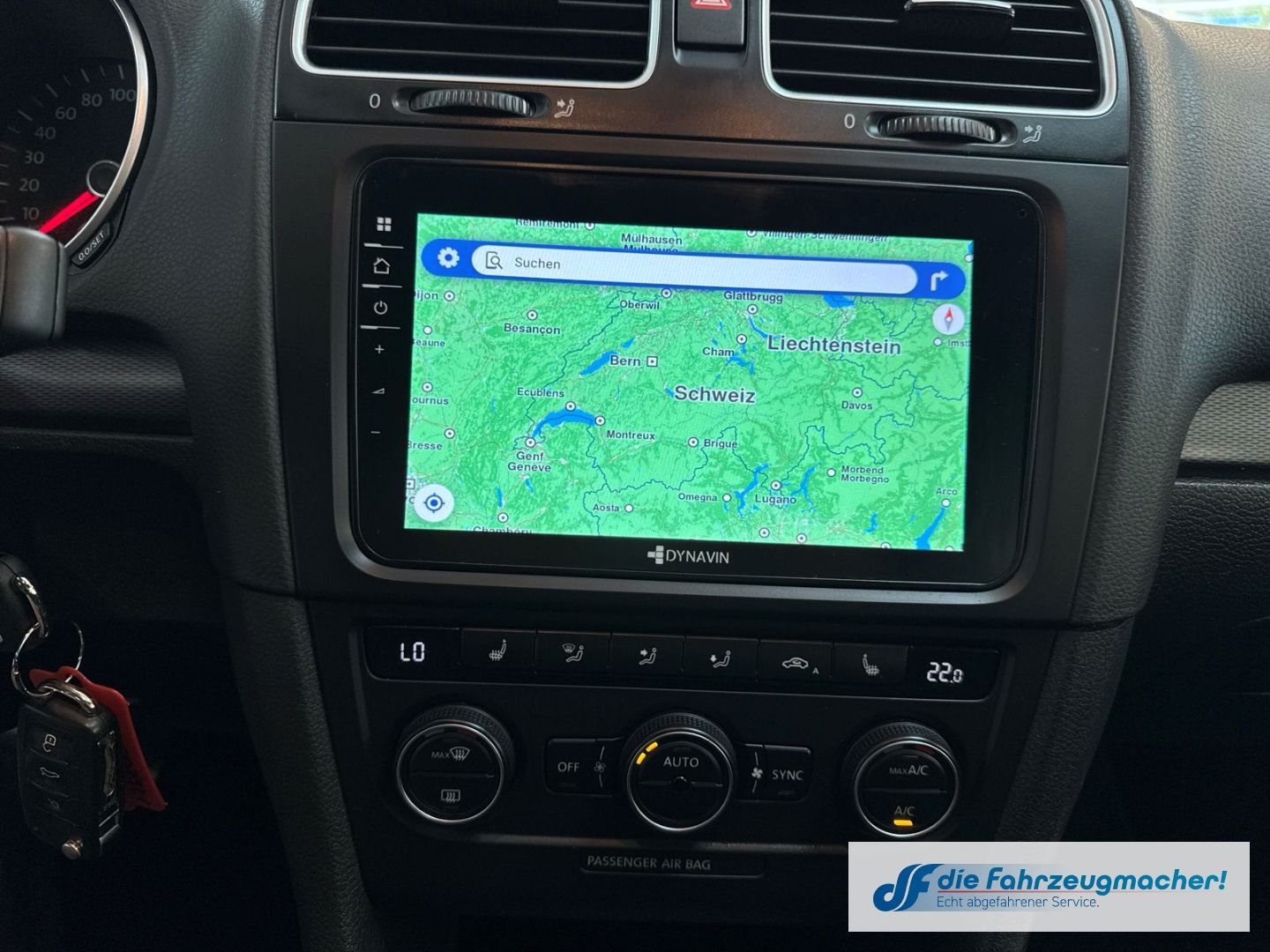 Fahrzeugabbildung Volkswagen Golf VI Cabriolet Lounge BMT Navi Dyn. Kurvenlic