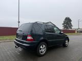 Mercedes-Benz ML 320 AUTOMAT*LEDER*AHK*NAVI*PDC*TEMP*KLIMA*SHZ - blaue Mercedes-Benz ML 320