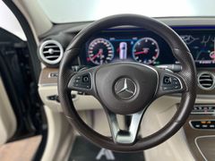 MERCEDES-BENZ E 350 d 4Matic All-Terrain/ 1.H/ PANO/ GARANTIE