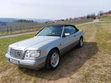 Mercedes-Benz 220 - gebrauchte Mercedes-Benz 220 aus dem Jahr 1995
