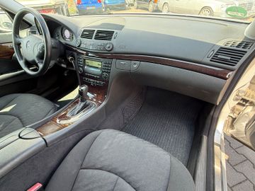 Mercedes E 200 - 10